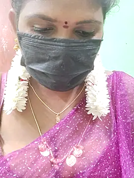 Snapshot of malliga98 chatting on 11.02.25 malliga98 online show from 11.02.25