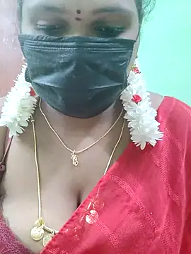 Snapshot of malliga98 chatting on 11.04.25 malliga98 online show from 11.04.25