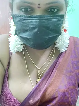 Snapshot of malliga98 chatting on 11.09.25 malliga98 online show from 11.09.25