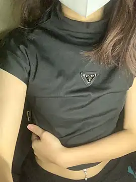 YEESE199 online show from 01.15.25