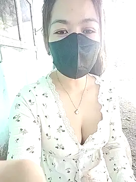 YEESE199 online show from 03.02.25