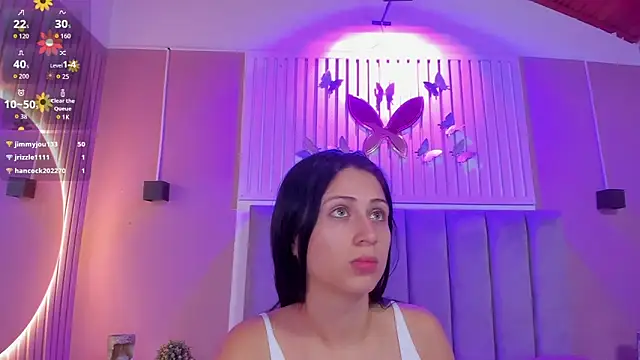 Snapshot of diosa_cristal chatting on 11.27.25 diosa cristal online show from 11.27.25