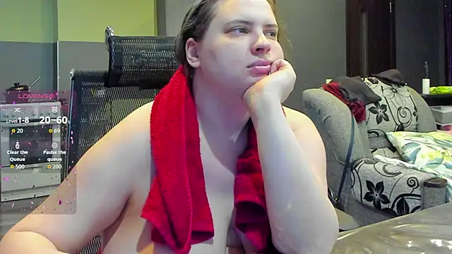 Snapshot of 1lindsey1 chatting on 11.10.25 1lindsey1 online show from 11.10.25