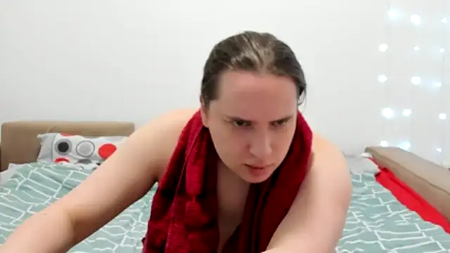 Snapshot of 1lindsey1 chatting on 12.15.25 1lindsey1 online show from 12.15.25