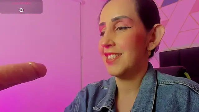 Snapshot of jadde13_ chatting on 11.06.25 jadde13 online show from 11.06.25