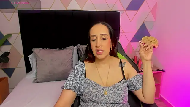 Snapshot of jadde13_ chatting on 11.08.25 jadde13 online show from 11.08.25