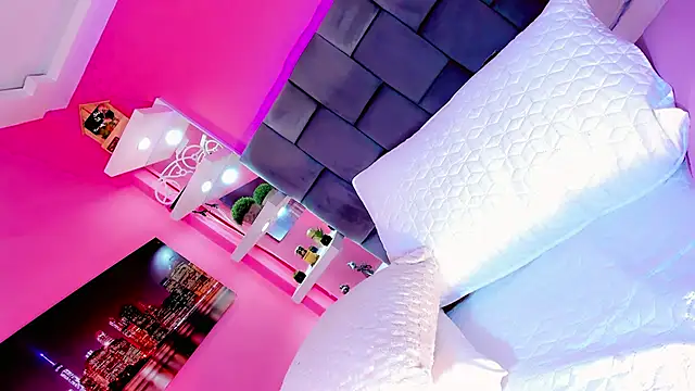 Saamanthaa11 online show from 04.05.26