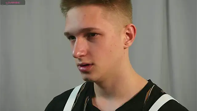 Snapshot of dustyn_fox chatting on 01.24.25 dustyn fox online show from 01.24.25