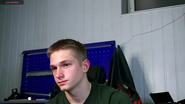 Snapshot of dustyn_fox chatting on 11.05.25 dustyn fox online show from 11.05.25