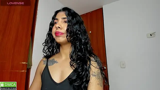 jasmine bunny  online show from 04.25.26