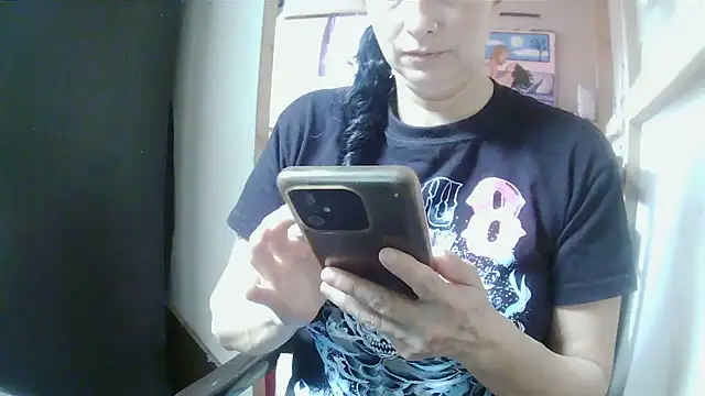 Snapshot of Jennys_room_77 chatting on 06.01.26 Jennys room 77 online show from 06.01.26