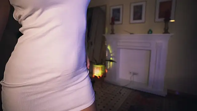 Leona Mell online show from 02.05.25