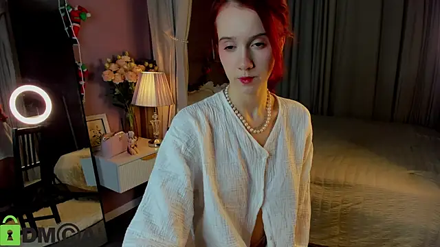 Dearly Emily online show from 01.08.26