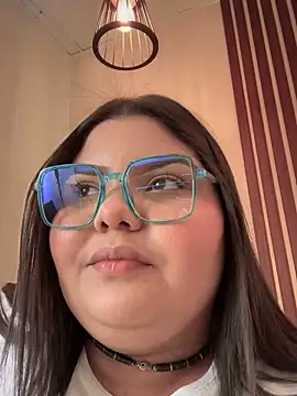  Shara Handal  online show from 03.18.25