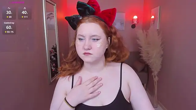 Snapshot of GeorginiaGrimes chatting on 12.21.24 GeorginiaGrimes online show from 12.21.24