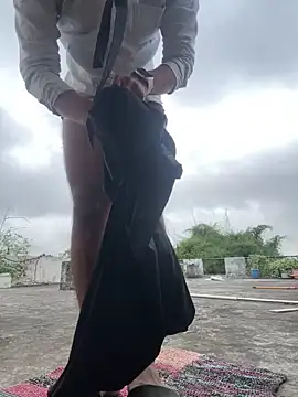 Snapshot of sonalsanskar chatting on 10.30.25 sonalsanskar online show from 10.30.25