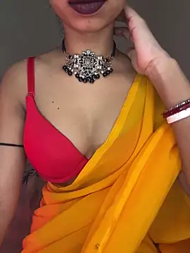 Snapshot of Hot-sexy222 chatting on 03.04.25 Hot-sexy222 online show from 03.04.25