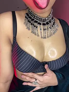 Hot-sexy222 online show from 11.04.25