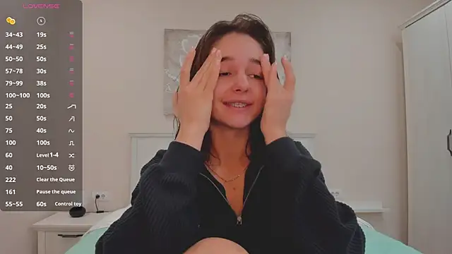 Snapshot of JudyAngil chatting on 10.24.25 JudyAngil online show from 10.24.25