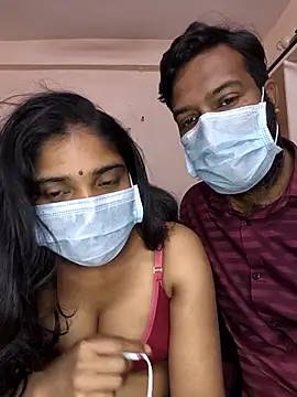 Snapshot of fuck6inch9 chatting on 12.17.25 fuck6inch9 online show from 12.17.25