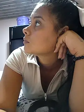 Snapshot of sexy-latin10 chatting on 03.16.25 sexy-latin10 online show from 03.16.25