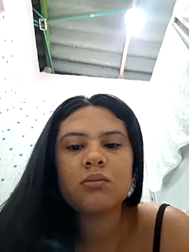 Snapshot of sexy-latin10 chatting on 09.23.25 sexy-latin10 online show from 09.23.25