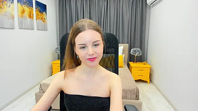 Snapshot of MileyWings chatting on 01.29.25 MileyWings online show from 01.29.25