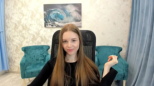 Snapshot of MileyWings chatting on 01.30.25 MileyWings online show from 01.30.25