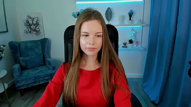 Snapshot of MileyWings chatting on 09.11.25 MileyWings online show from 09.11.25