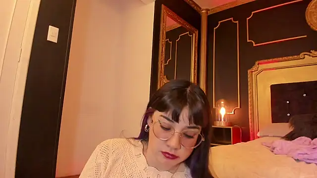 Snapshot of JeyLee chatting on 01.11.25 JeyLee online show from 01.11.25