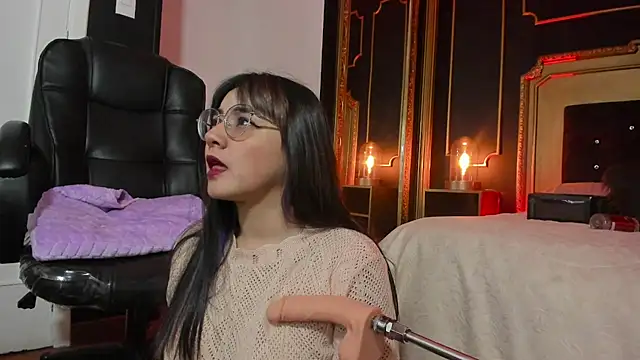 Snapshot of JeyLee chatting on 01.13.25 JeyLee online show from 01.13.25