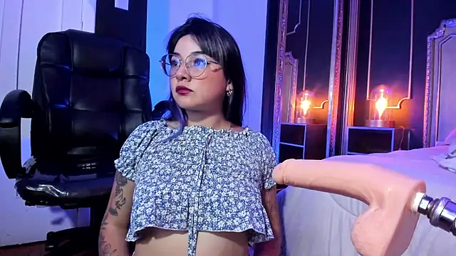 Snapshot of JeyLee chatting on 01.27.25 JeyLee online show from 01.27.25