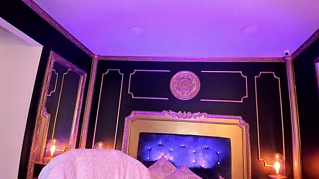 Snapshot of JeyLee chatting on 02.05.25 JeyLee online show from 02.05.25