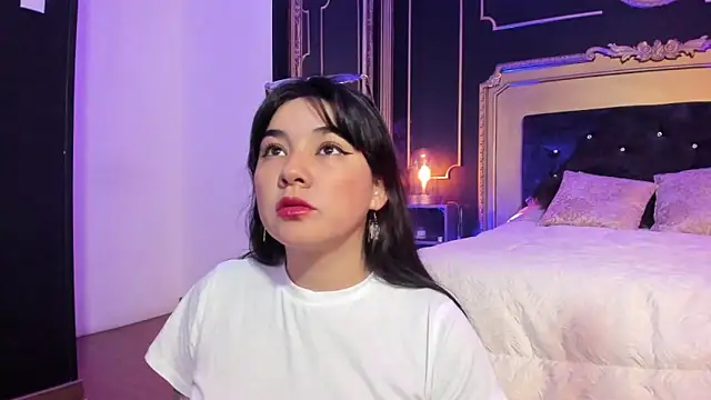 Snapshot of JeyLee chatting on 02.19.25 JeyLee online show from 02.19.25