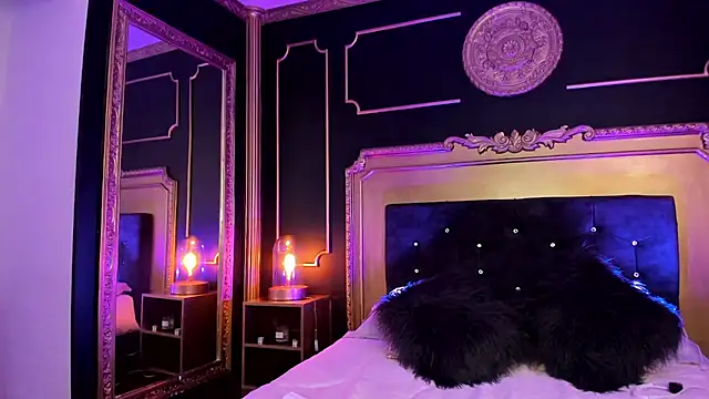 Snapshot of JeyLee chatting on 02.27.25 JeyLee online show from 02.27.25