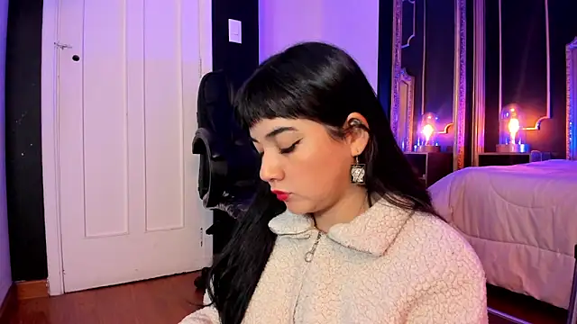 Snapshot of JeyLee chatting on 03.17.25 JeyLee online show from 03.17.25