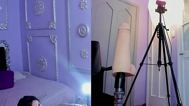 Snapshot of JeyLee chatting on 09.26.25 JeyLee online show from 09.26.25