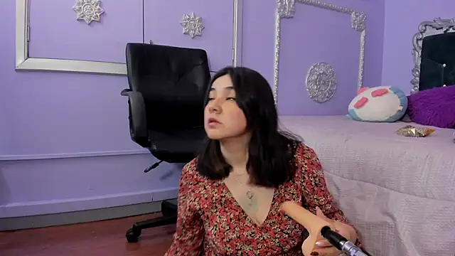 Snapshot of JeyLee chatting on 11.03.25 JeyLee online show from 11.03.25