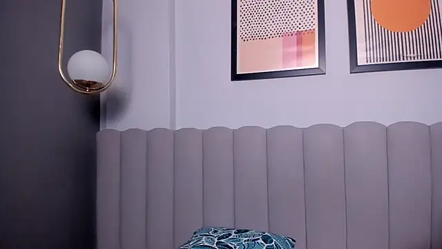 Snapshot of janecullen chatting on 02.28.25 janecullen online show from 02.28.25