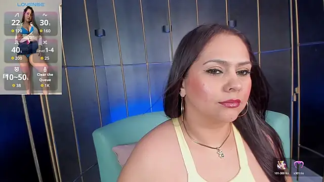 Snapshot of janecullen chatting on 11.05.25 janecullen online show from 11.05.25