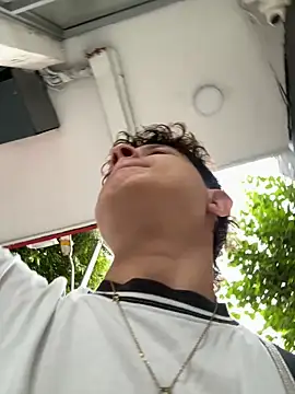 Snapshot of Nathan_Bluee chatting on 09.18.25 Nathan Bluee online show from 09.18.25