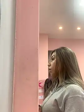 Snapshot of Khalyk_G chatting on 12.21.24 Khalyk G online show from 12.21.24