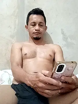 Snapshot of dotado20robson chatting on 02.20.26 dotado20robson online show from 02.20.26