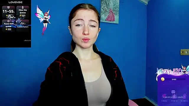 Snapshot of Luxuryalma chatting on 02.22.25 Luxuryalma online show from 02.22.25