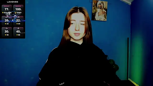 Snapshot of Luxuryalma chatting on 09.22.25 Luxuryalma online show from 09.22.25