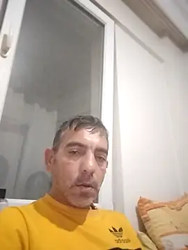 Snapshot of Egemen2245 chatting on 11.12.25 Egemen2245 online show from 11.12.25