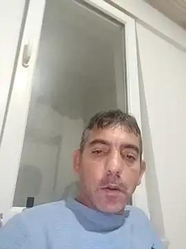 Snapshot of Egemen2245 chatting on 11.15.25 Egemen2245 online show from 11.15.25