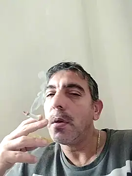 Snapshot of Egemen2245 chatting on 12.17.25 Egemen2245 online show from 12.17.25