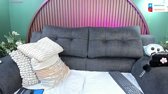 shannel  queen online show from 02.09.26