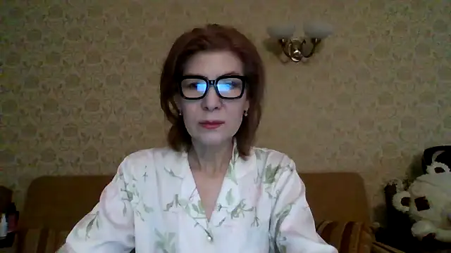 Elegant00Lady online show from 02.17.26